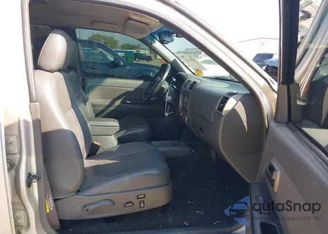 2005 Chevrolet Colorado Ls z USA, uszkodzony, nr VIN 1GCDT136658135605